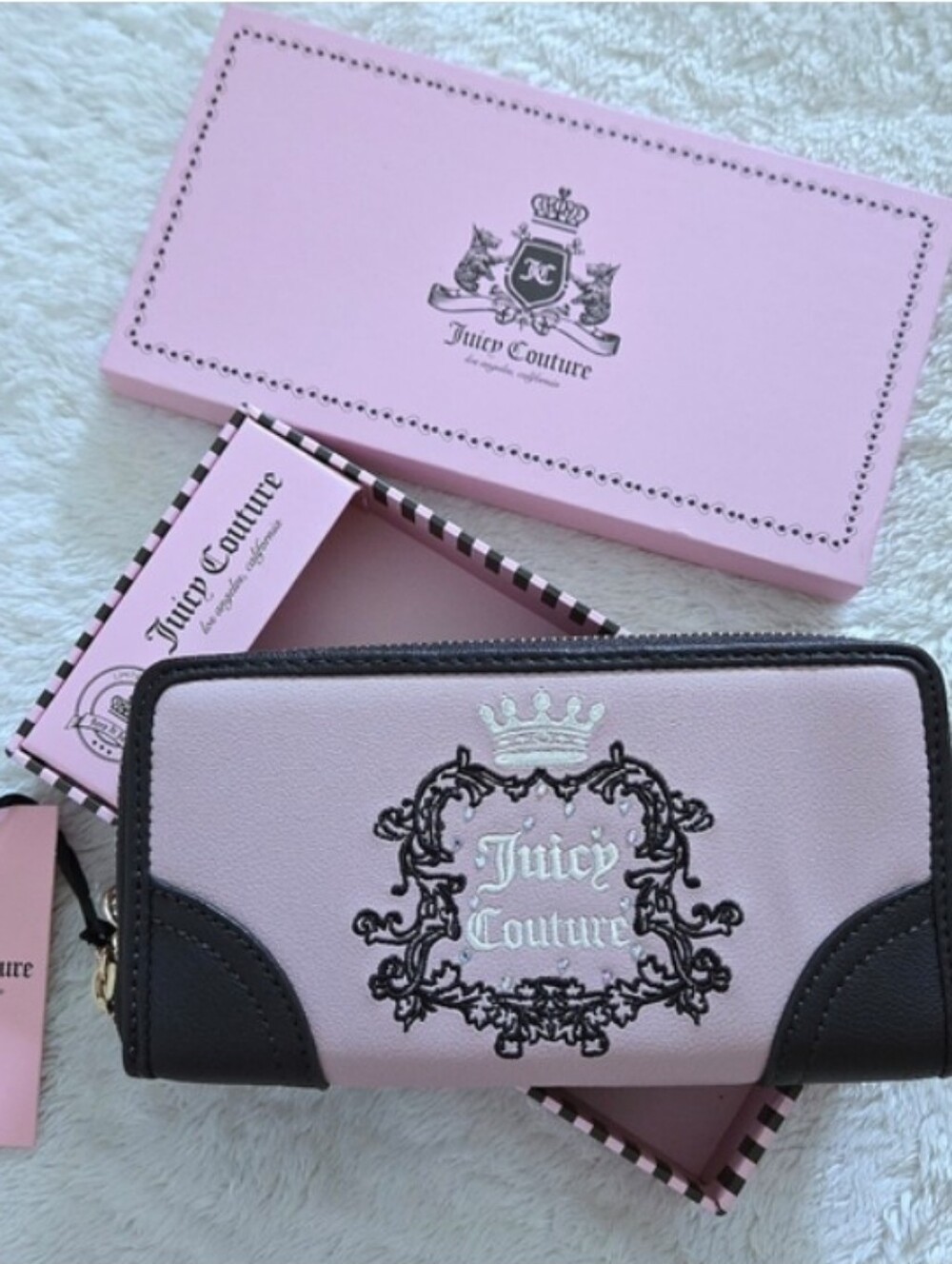Juicy Couture-Heritage Long Zip Wallet (Blush)🩷🖤